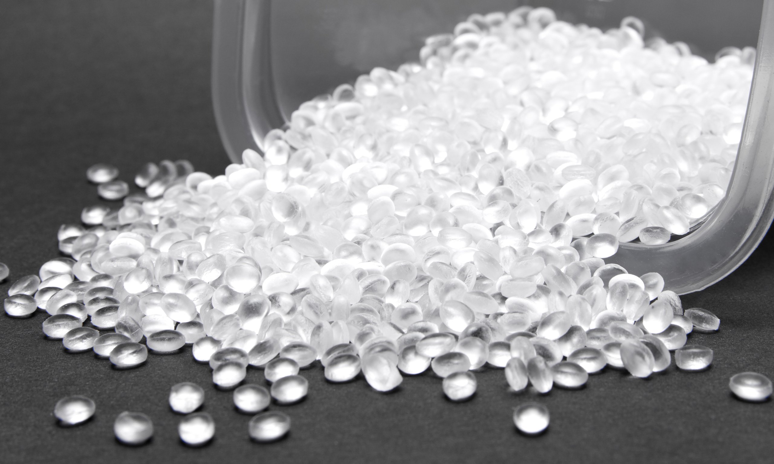 HDPE. Transparent Polyethylene granules.Plastic pellets. Plastic Raw material .High Density Polyethylene (PE-HD), PE-LD.  IDPE.